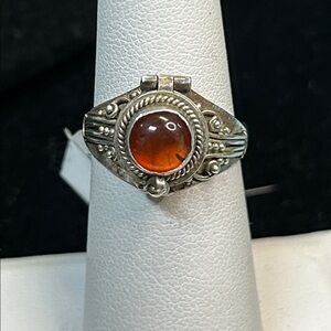 499738 Silver Amber Poison Ring